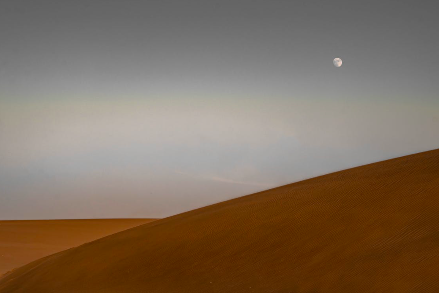 Moon Over the Sand Dunes uploaded by Francisco Sanchez. Fair use via Pexels. 