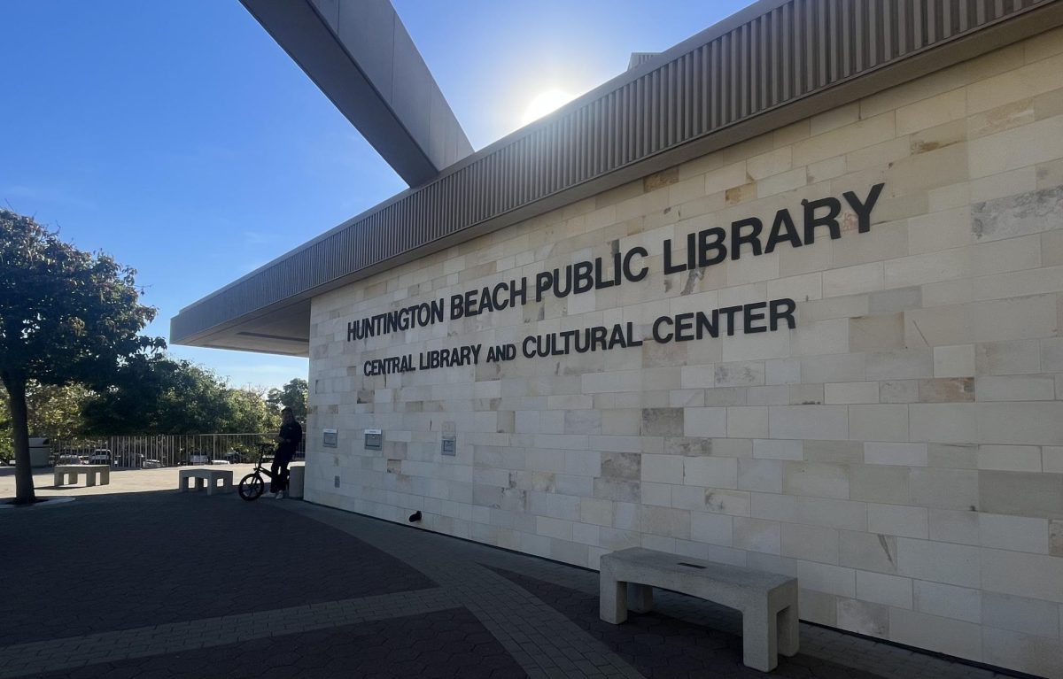 A view of Huntington Beach Public Library