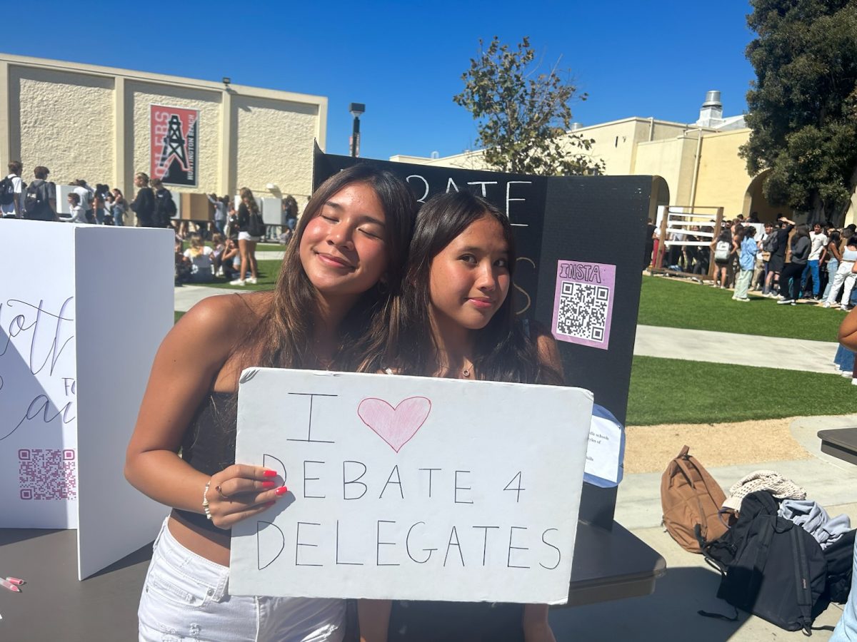 For students wanting to go above typical classroom debates, Debate 4 Delegates is a club for students to fine-tune their speaking and argumentative skills! 